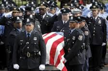photo of a police officer's funeral